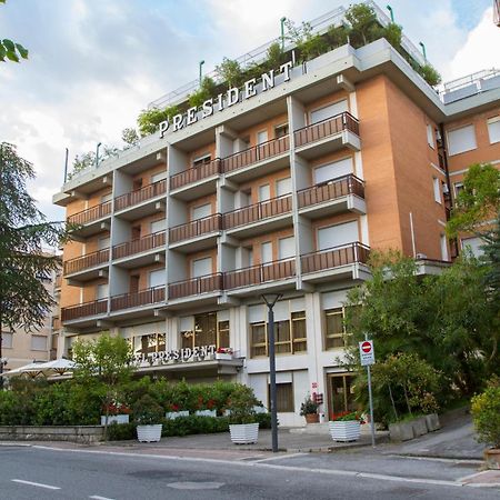 Hotel President Chianciano Terme Exterior foto