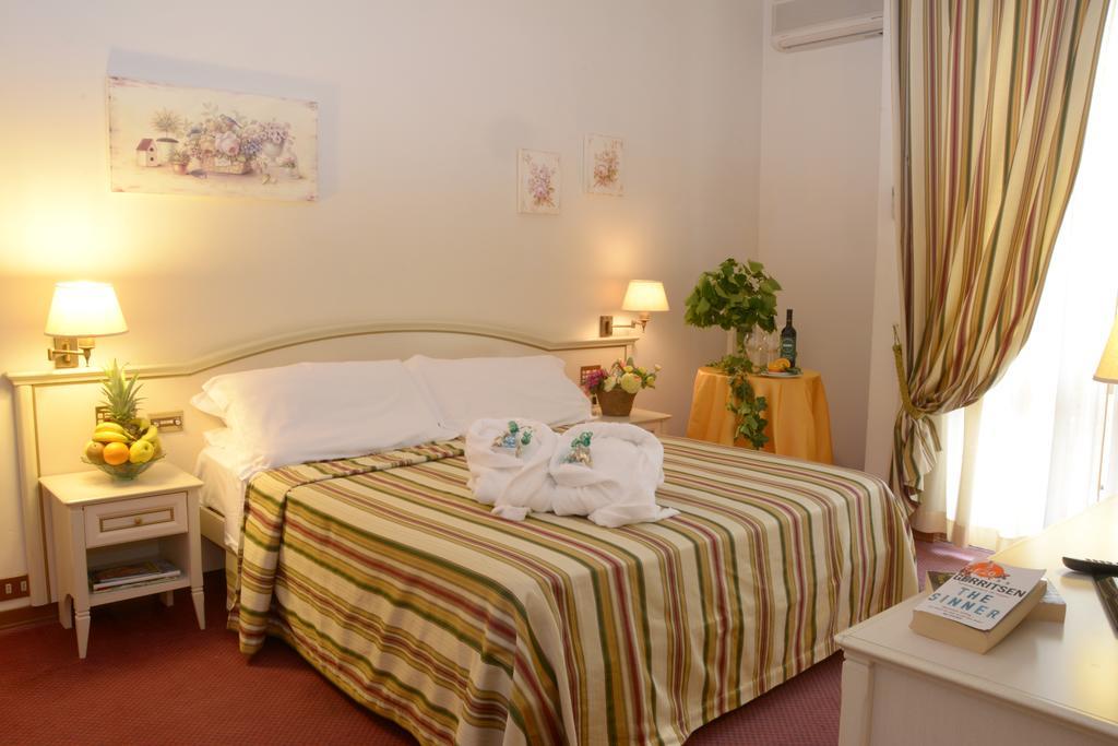 Hotel President Chianciano Terme Zimmer foto