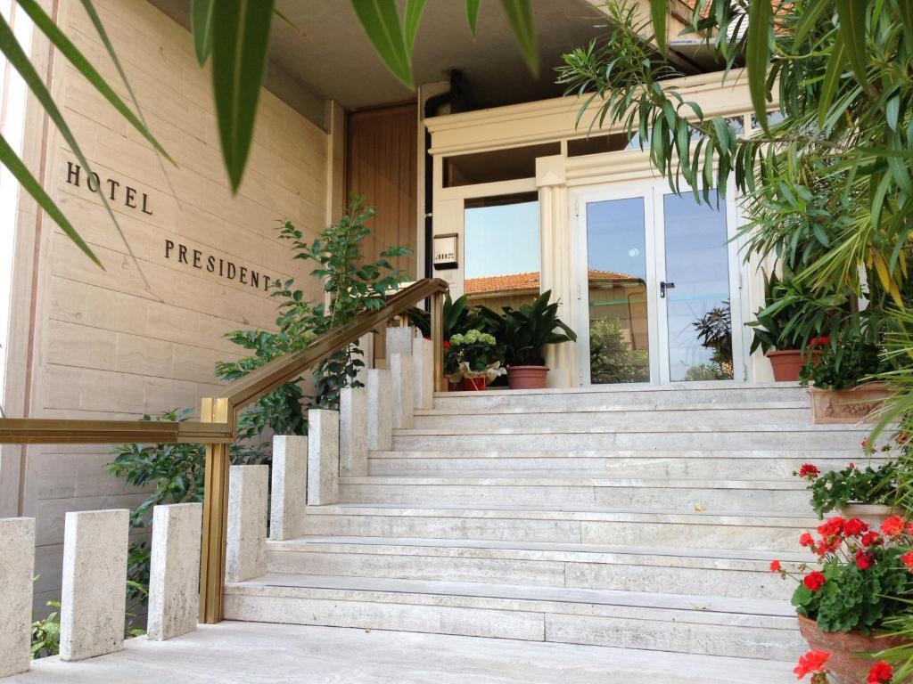 Hotel President Chianciano Terme Exterior foto